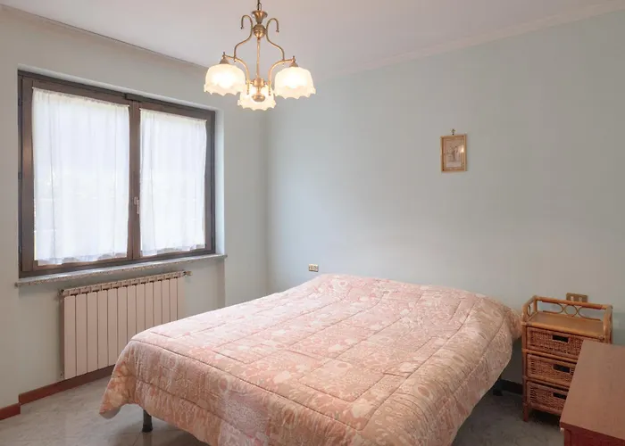 Grazia - Bilocale Con Vista E Giardino